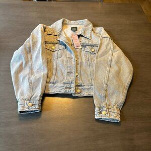 Wild Fable Womens Light Wash Cropped Jean Jacket Size XXS